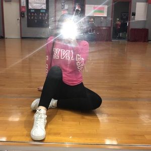 Meet your Posher, Abi